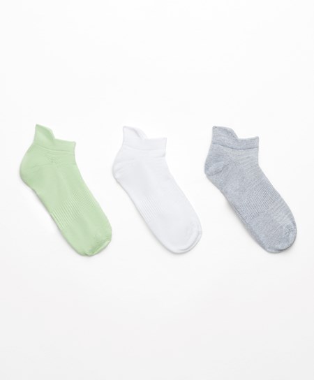 Oysho 3 Pairs Of Polyamide Sports Sneaker Socks Menta | 42691-LXYO