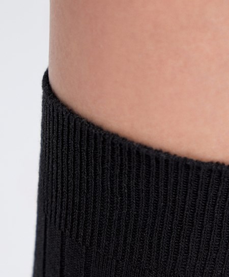 Oysho Silk Classiche Socks Nere | 63241-UMSW